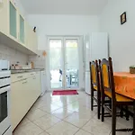 شقة Meta ,excellent Location Close To Rab *