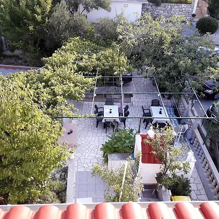 Appartamento Meta ,excellent Location Close To Rab *
